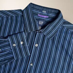 GAP Fitted Premium Men's L Blue Stripe Button Up Shirt Cotton Long Sleeve Preppy